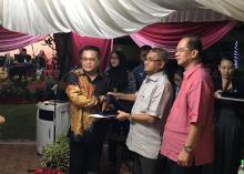 Bebaskan Ling-ling, Kombes Helmy Santika Terima Penghargaan dari PDRM